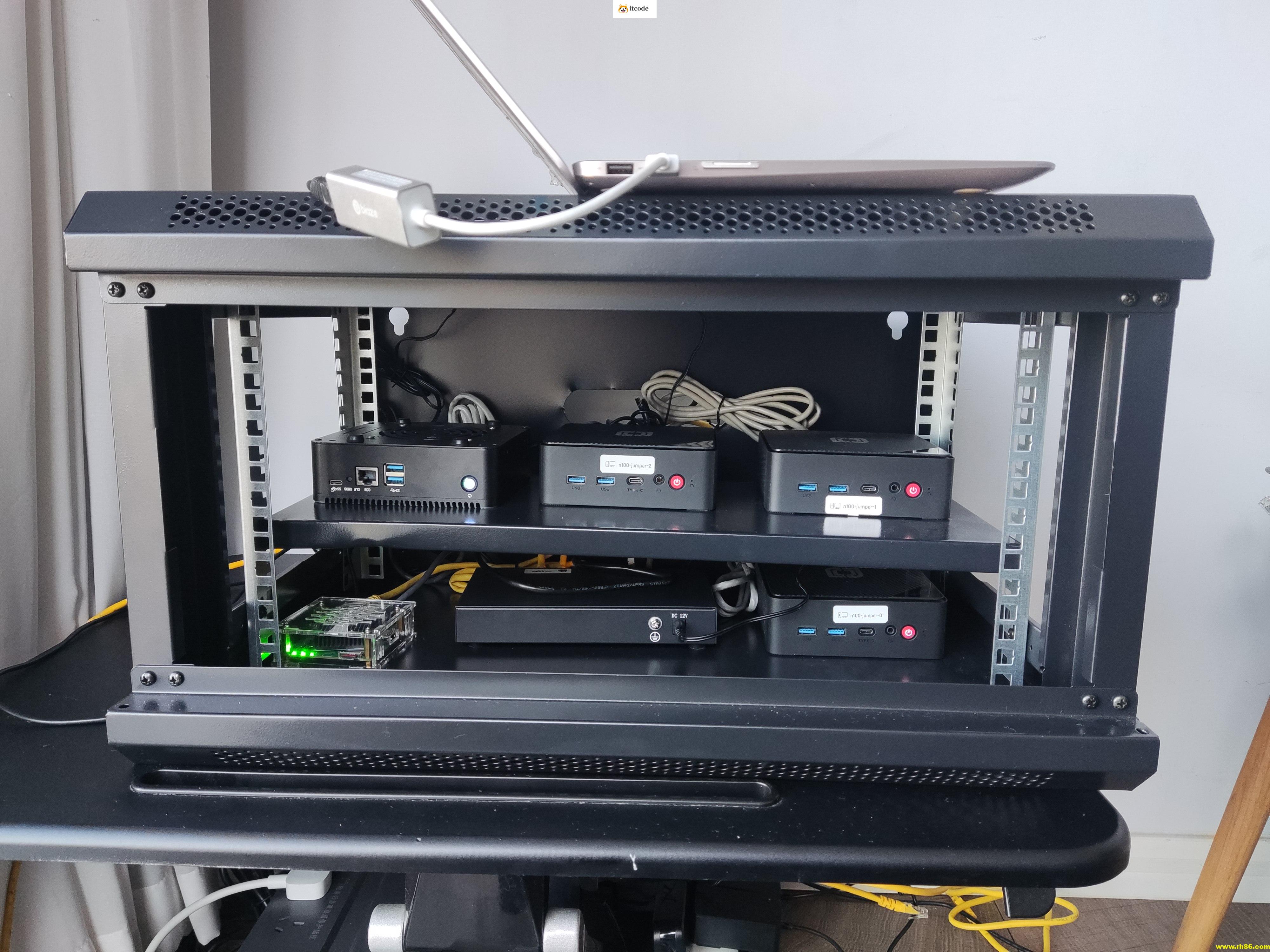 如何设置家用威联通 NAS UPS 断电后自动关机并通知其他设备?